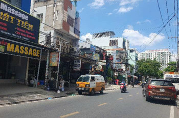 Quận 7. Bán Toà Chdv Đường Lê Văn Lương, Ngay Lotter Mart. 7 Tầng, 35 Phòng Cao Cấp, 88 Tỷ