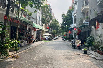 Bán Nhà 2 Mặt Tiền Đường Thanh Am - Đường 2 Oto Tải Tránh Nhau - View Hồ Thoáng Mát