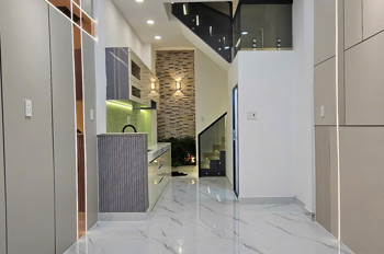 Bán Nhà Mới Cách 2 Căn Ra Mặt Tiền Đối Diện Q1 Đúc 4 Tấm Có 5Đ - Tiên Kinh Doanh Vs Ở