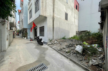 Đất Tuyến 2 Ngô Gia Tự - Ngõ Thông Cát Bi - 54M - Giá 3 Tỉ - Cực Nông