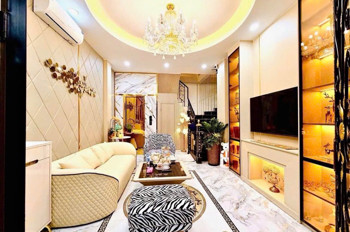 Chùa Bộc – Diện Tích 45M – Nhà 5T – Mt 5M – Lô Góc – 20M Ra Phố – 13.2 Tỷ