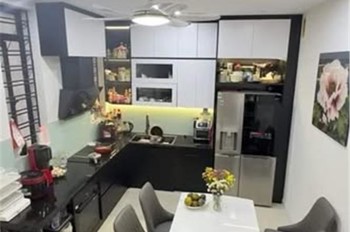 Bán Nhà Phúc Lợi 5 Tầng 43M – Sát Chợ - Dân Trí An Ninh Chỉ - 7.3 Tỷ