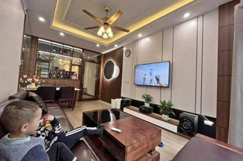 Đặng Văn Ngữ – Diện Tích 56M² – 4 Tầng – Mặt Tiền 6M