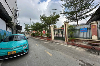 Đức Thượng . Hoài Đức . Hà Nội Ngõ Thông Ô Tô Đỗ Gần .40M Lô Góc. Gần Quốc Lộ 32, Đường Vành Đai