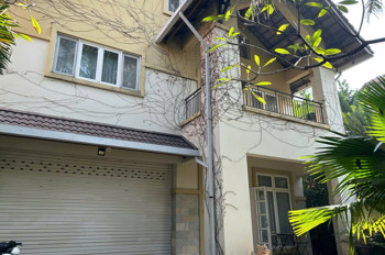 Biệt Thự 651M2 - 2 Mặt Tiền - Compound Nguyễn Văn Hưởng, Thảo Điền 1 - 3 Tầng - 110 Tỷ