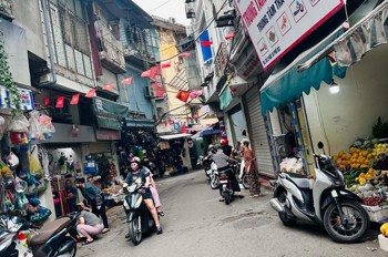 Bán Nhà Đường 8/3. 43M2. 5 Tầng. Mặt Tiền 4.2M. Giá Đẹp 16 Tỷ Hai Bà Trưng Hà Nội