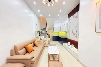 Chủ Cần Bán Gấp, Nhà Phúc Lợi, 5 Tầng 34M - Full Nội Thất - Ở 5,6 Tỷ, Ngay