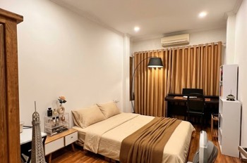 Nhà Cạnh Võng Thị Tây Hồ Ngõ Gần Phố – 2 Phút Hồ - Tiện Ích Bạt Ngàn – 3 Gác Đỗ Cửa - Ở Sướng