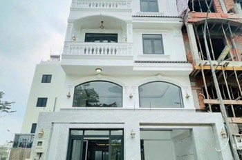 Nhà Mới 5 Tầng, Xe Hơi Đậu Trong Nhà, 7X12m, Full Nội Thất