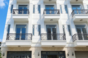 L2178 Nhà Kdc Bảo Ngọc Garden Thạnh Lộc 44, Shr, Vuông, Hxh, 5 Tầng, 4X15m, 6.X Tỷ