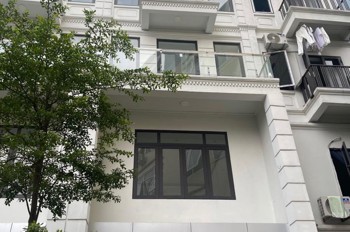 Siêu Phẩm Phân Lô Ngọc Khánh 85M2 - 5 Tầng Thang Máy - Vỉa Hè Kinh Doanh - Giá 26 Tỷ Vị Trí