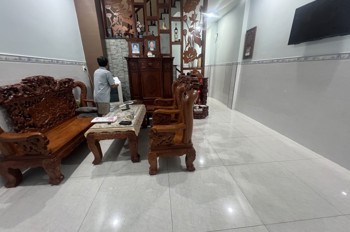 Bán Nhà 3 Tầng Đường Tam Châu Tam Bình Thủ Đức - 110M2 - Ngang 4.6M - Xe Hơi Vào Nhà - Giá 7.7 Tỷ