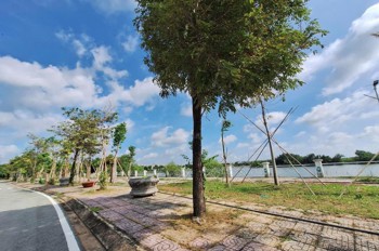 Lô Góc 2 Mặt Tiền, Kdc Bộ Công An, 15X22m, Đối Diện Công Viên