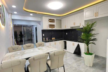 Nhà Mới 3 Tầng, Hẻm Thông, Giáp Quận 7 – Huỳnh Tấn Phát, 4 Tỷ 350