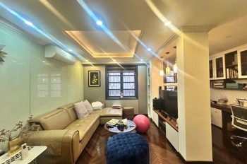 Bán Gấp Nhà Phố Víp Thụy Khuê 95M 4T Mt 10M Giá 82 Tỷ Ngõ Thông-Trước Nhà Ô Tô Tránh