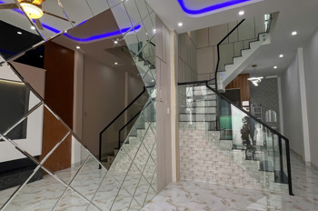 Bán Nhà 3 Tầng Hẻm Cạn Đường Ngô Mây - Quy Nhơn.- Mã Số: #Nr8266