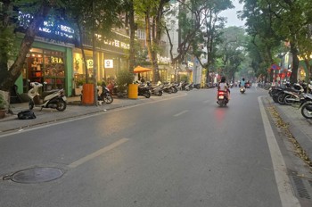 Cần Bán Nhà Phố Huỳnh Thúc Kháng -72 M2 - 7 Tầng - Mt 16M - Giá 56 Tỷ