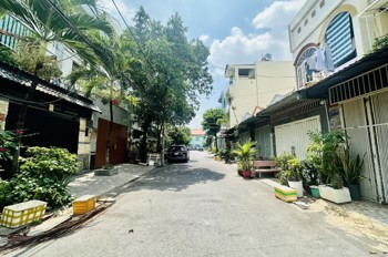 Nhà Vip Đường Nguyễn Văn Khối, P8 Gò Vấp – 4 Tầng Đối Diện Công Viên Làng Hoa – Chỉ 11 Tỷ