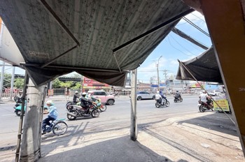 Bán Nhà Mặt Tiền Quốc Lộ 13 Hiệp Bình Chánh Thủ Đức - Kinh Doanh Sầm Uất - Giá Chỉ 3.99 Tỷ