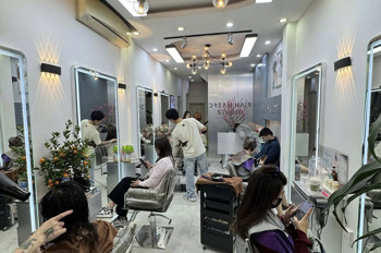 Sang Nhượng Salon Tóc – 83 Ngõ Thái Thịnh 1 – Đang Hoạt Động Ổn Định