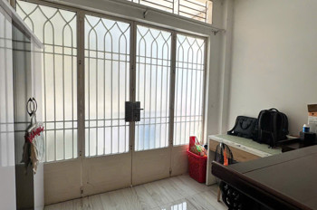 Bán Nhà Hẻm 4M, Taxi Tới Sát Cửa – Nhà Đẹp Ở Ngay Tại Thiên Phước, P9 Tân Bình