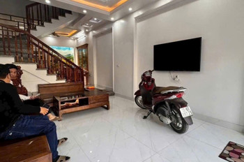 Bán Nhà Trung Hành - 50M 4 Tầng - Đẹp Như Mới - Gần Chợ Đằng Lâm