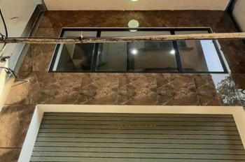 Chính Chủ Bán Căn Nhà Nhỏ – Trải Nghiệm Sống “Lớn” – Hiếm Trong Tầm Giá - Tại Long Biên - Hà Nội