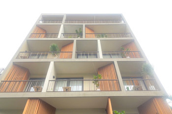 Bán Đất Tặng Nhà 290M2 Tại Hàng Xanh, Bình Thạnh, Hẻm Xe Hơi 6M, 157Tr/m2