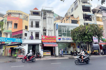 Bán Nhà 4 Tầng Mặt Tiền Kd Đ.đinh Tiên Hoàng, Quận 1 - Hdt 60Tr/th - Chính Chủ 1 Đời Xưa * Lh Giang