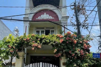 Góc 2 Mặt Tiền – Cổng Khu Biệt Thự Tanimex – 8X25m – Chỉ 8.79 Tỷ