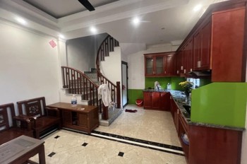 Bán Nhà Vũ Xuân Thiều Long Biên - Vinhome - Nội Thất - Ô Tô Giá Chỉ 5 Tỷ