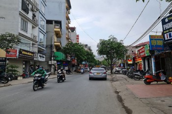 Bán 111M2 Đất Mặt Phố Tại Trâu Quỳ, Gia Lâm. Mt 5M, Đường Gần 10M. Lh 0989894845