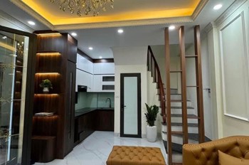 Bán Nhà Sài Đồng Long Biên - Gần Aeon Nội Thất Đẹp - Sát Chợ - Ô Tô Giá Chỉ Hơn 6 Tỷ