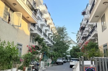 Nhà Đẹp Thạnh Xuân – 5 Tầng–xe Hơi Ngủ Trong Nhà