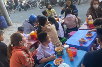 Sang Nhượng Quán Gà Rán – Mì Trộn Chỉ 20Tr – Tp. Dĩ An, Bình Dương