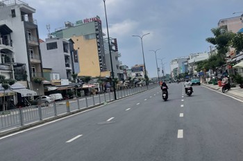 Bán Nhà Mặt Tiền 5000M2 Giá 420 Tỷ Đường Dương Quảng Hàm