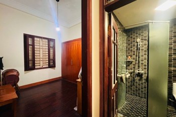 Siêu Phẩm Cầu Giấy Dân Xây , Cách Oto Vài Chục Mét , Gần Phố ,Ô Chờ Thang Máy