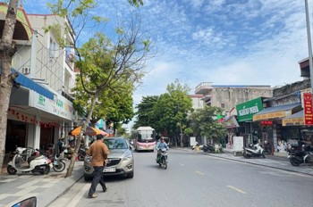 Bán Nhà Mặt Đường Trần Thành Ngọ – Kiến An – Dòng Tiền 10Tr/tháng – Giá 18 Tỷ