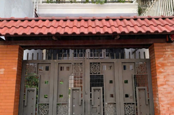 Bán Nhà Mặt Tiền Trung Tâm Q4 Cạnh Q1 Ngang 4.2 Dài 26 - Đúc Bê Tông