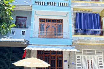 Nhà 3 Tầng Biển Nha Trang Đi Bộ Ra Biển Chỉ 600M Giá Rẻ