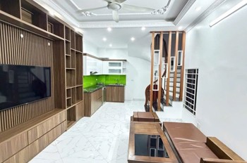 Nhà Đẹp - Ở Ngay - Tiện Ích Ngập Tràn - 5 Tầng Mới - Thiết Kế Hiện Đại - Nở Hậu