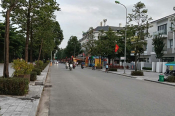 Biệt Thự Khu Đô Thị Văn Phú 190 M 4 Tầng Hoàn Thiện Thang Máy Mt 10 Vỉa Hè Ô Tô Tránh