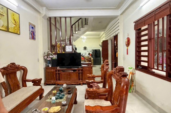 Bán Nhà Dân Xây Ngay Chợ Bồ Xuyên Vào Đường Oto Gần 50M2, Giá Chỉ 3,X Tỷ