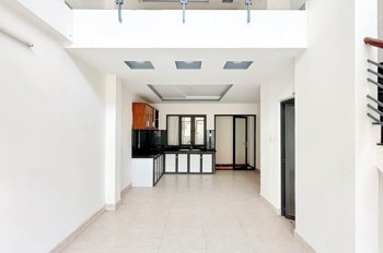 Sát Mặt Tiền Phạm Văn Đồng - Bình Thạnh - 5 Tầng Btct - 45M2 - Sổ A4 Hoàn Công Đủ - Chỉ 7.X Tỷ Còn