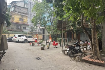 Siêu Hiếm, Bán Đất Phố Khuất Duy Tiến 40M, Mặt Tiền, 3.7M, 12.9 Tỷ