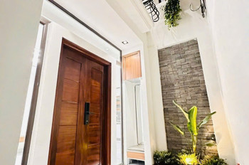 Nhà Mới Ô Tô Đỗ Cửa Full Nội Thất Lý Sơn-Long Biên 50M2,5 Tầng 8.3 Tỷ