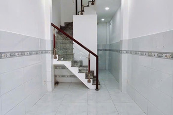 Bán Nhà Sát Mặt Tiền Trung Tâm Q4 Cạnh Q1 Nhà Mới Đúc 3 Tấm Có 3 Đ