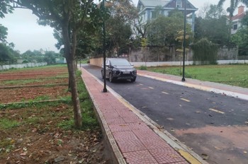 Đất Nền Hòa Lạc Bám Trục Hồ Tây - Ba Vì Giá Chỉ Hơn 3 Tỷ, Chuẩn Pháp Lý!