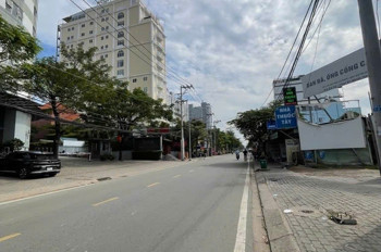 Quận 7, Lô Đất Mặt Tiền Hoàng Quốc Việt, 10,8X60m, Có Lối Đi Sau, Giá 115 Tỷ, Bán Gấp