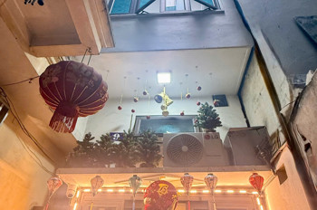 Chính Chủ Bán Gấp Nhà Đẹp Bạch Mai – Ngõ Thoáng, Có Sân Để Xe, Giá Chỉ 4.8 Tỷ – Hiếm Tại Hai Bà